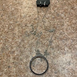 Paparazzi necklace and earrings